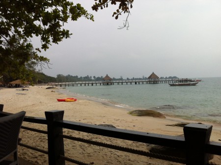 Vue de notre resto de plage à Sihanouk Ville